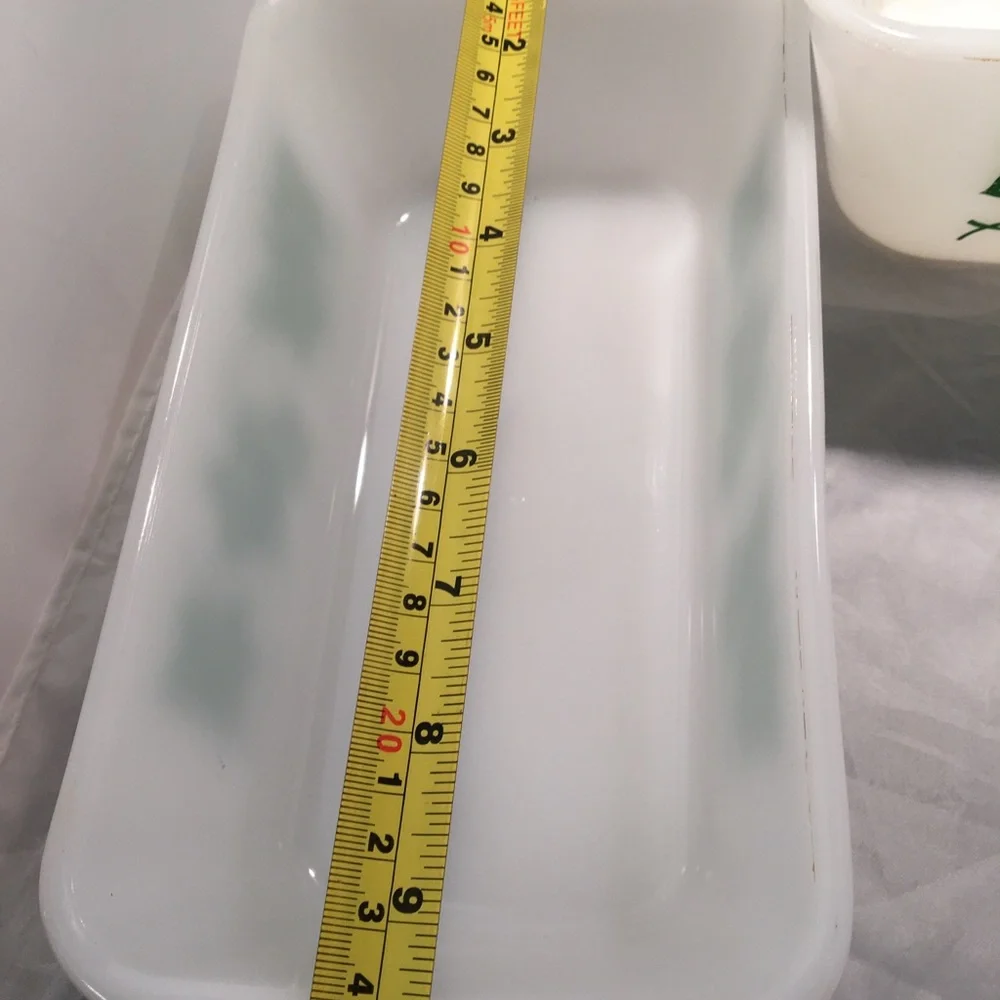 Set of 2 vintage glass loaf or casserole dishes‎